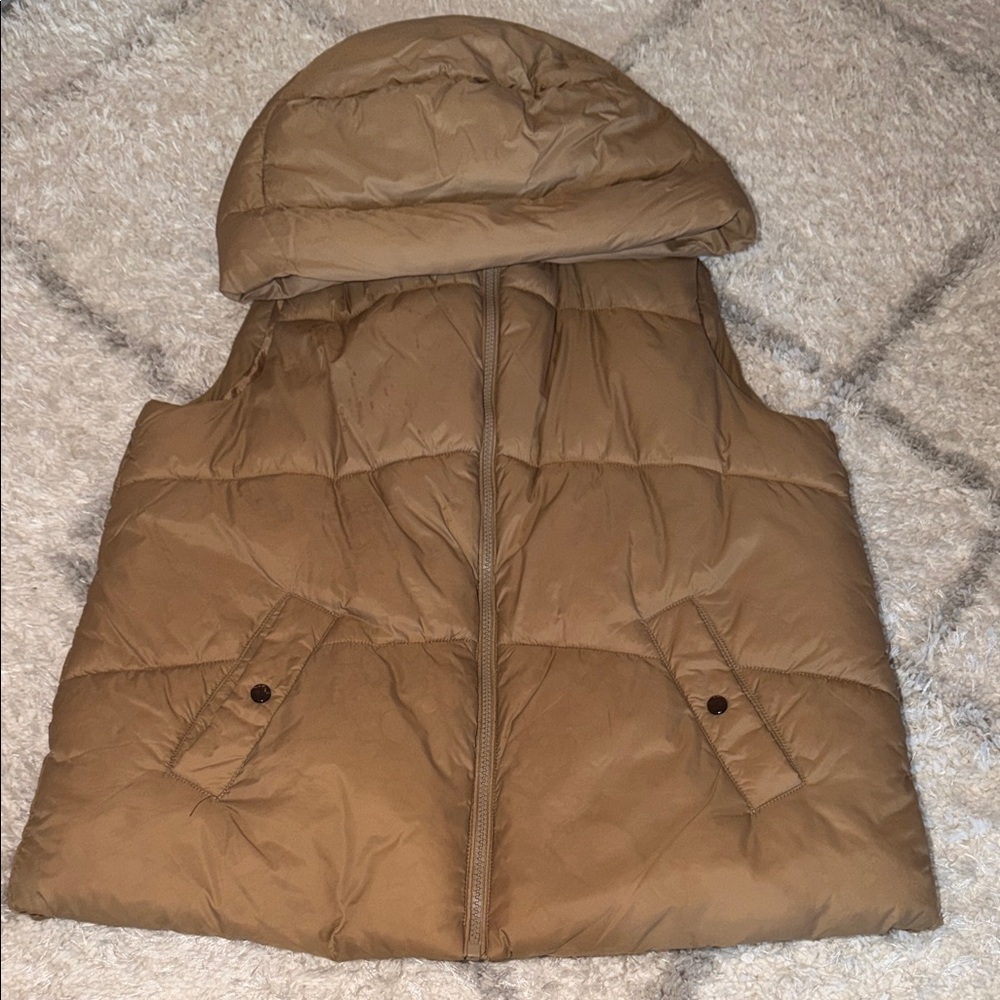 Woman’s Tan Puffer Vest
